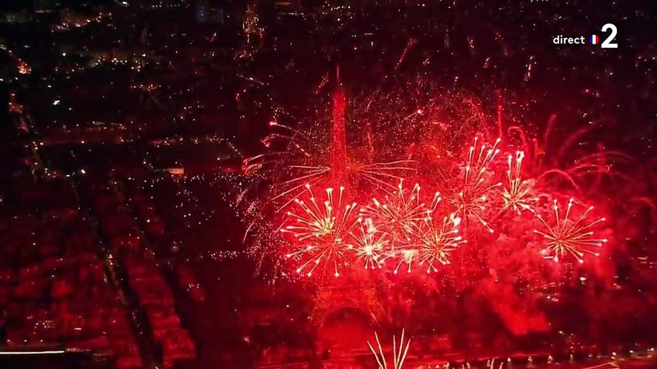 Revivez le feu d'artifice du 14-Juillet à Paris