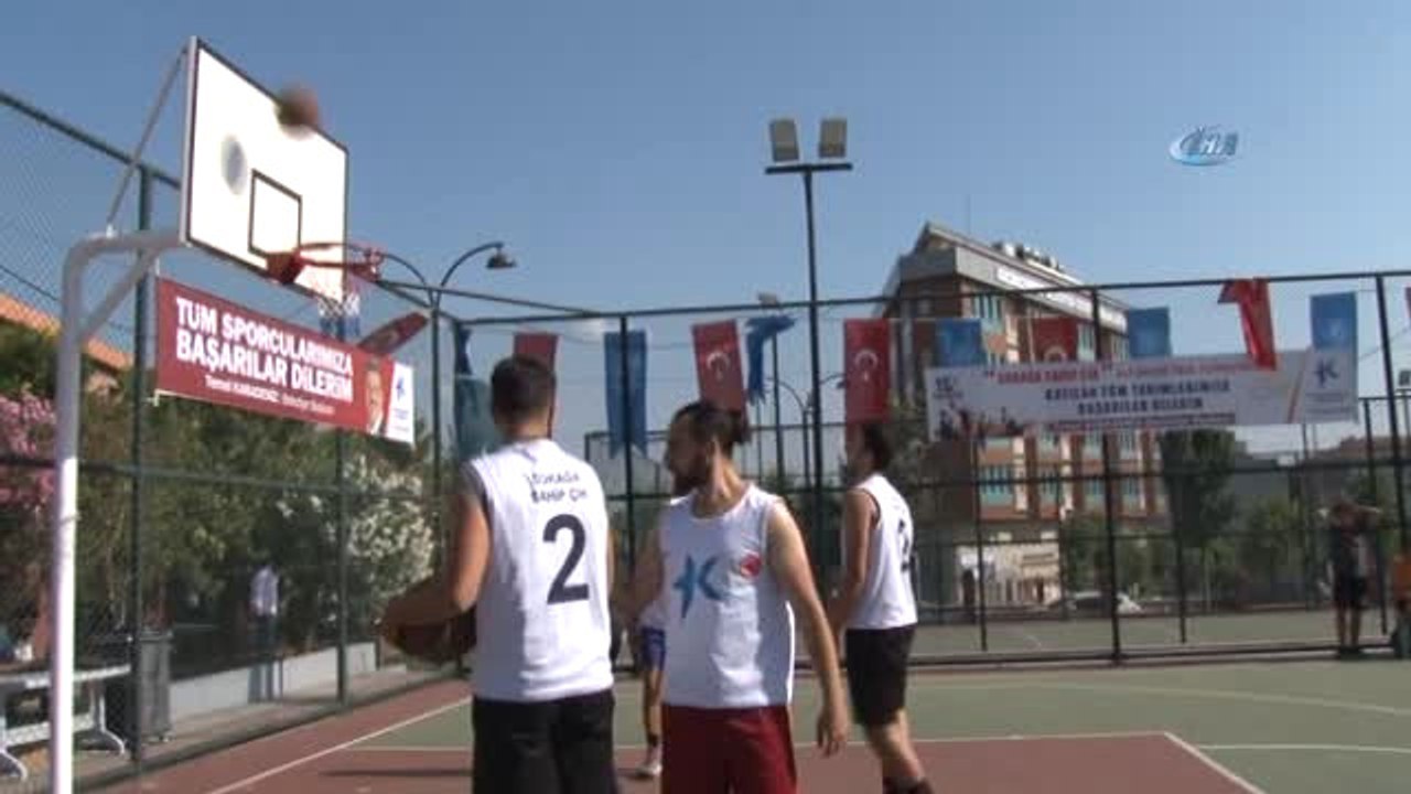 15 Temmuz'un Ruhu İçin Sokak Basketbolu Oynadılar