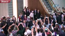 Cumhurbaşkanı Erdoğan, Millet Camii'nde şehitler için Kuran'ı Kerim okudu