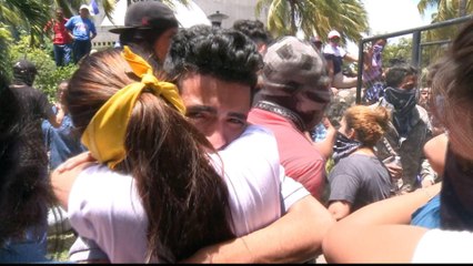 Students freed after standoff at Nicaragua church leaves two dead