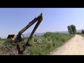 Ora News - Lezha po shfrytëzon ditët e verës për shmangien e përmbytjeve në dimër