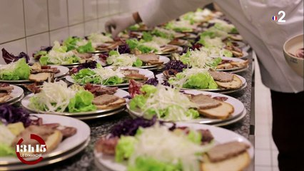 Le premier cabaret à la ferme de France ouvert par un éleveur pour sauver son exploitation dans le Tarn