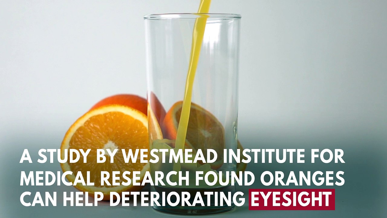 Eating A Daily Orange Reduces The Risk Of Deteriorating Eyesight, New Study Suggests