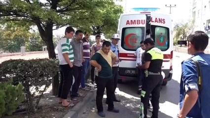 Otomobil ağaca çarptı: 5 yaralı - KIRIKKALE