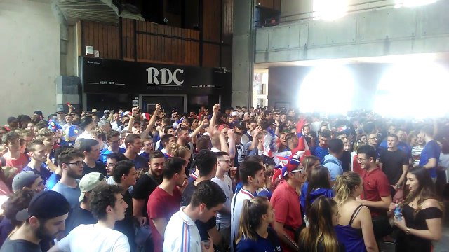 L'ambiance monte au Carré Curial à Chambéry