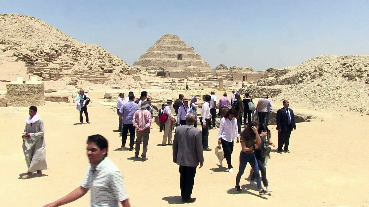 Deutsche Forscher entdecken in Ägypten vergoldete Totenmaske