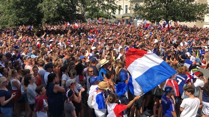 La Fan zone de Vannes chante la Marseillaise