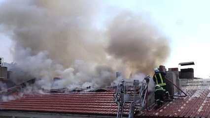 Burdur'da Çatı Yangını