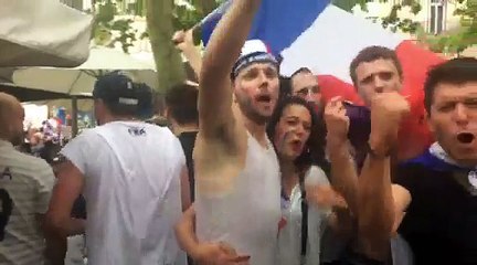 Place Emile-Zola : la joie des supporters après le but de Pogba