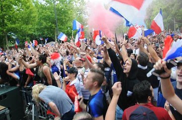 Les Bressans fête la victoire de l'équipe de France