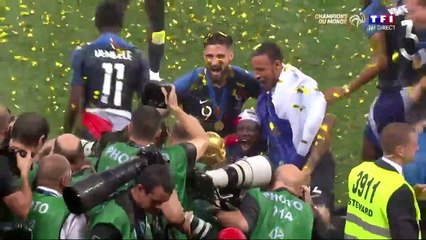 CHAMPIONS CELEBRATIONS