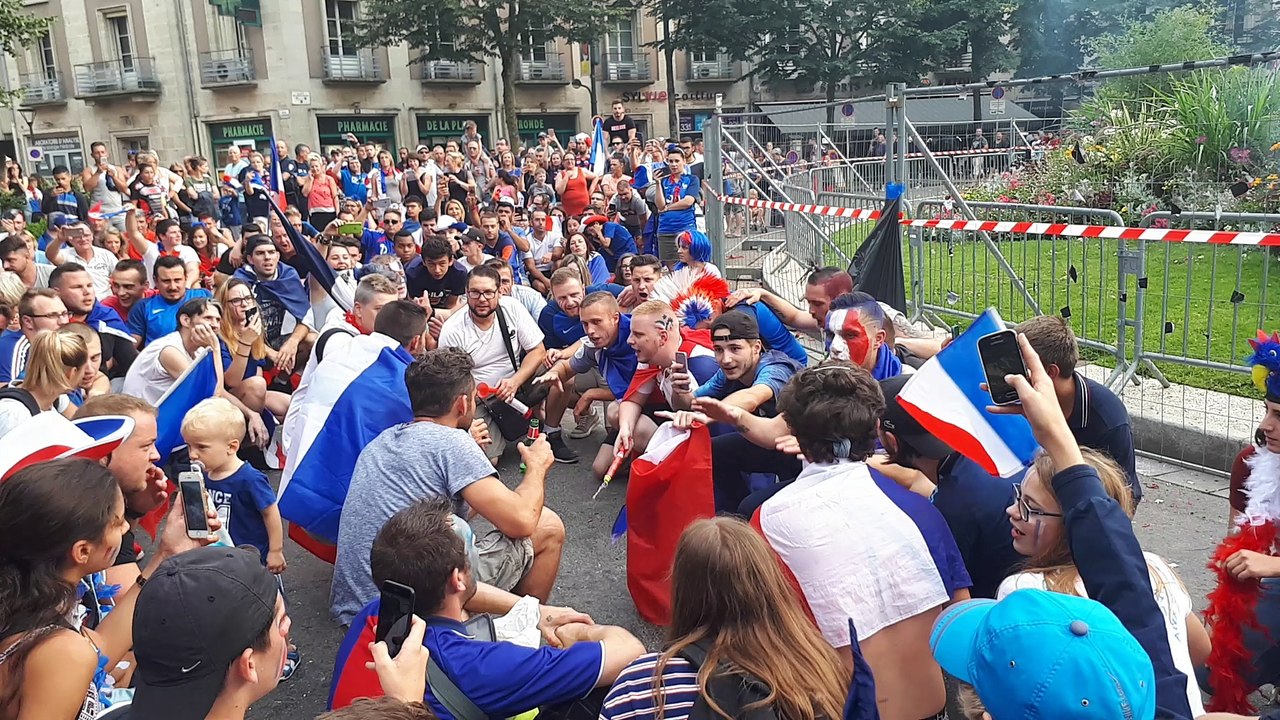 Célébration en deux temps de la victoire des Bleus sur la place Ronde de Toul