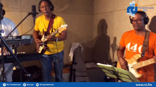 Le groupe 440 était présent pour le LIVE MIZIK de Michel MOESTA hier après-midi !Rendez-vous à 15H ce jeudi sur RCI pour une nouvelle émission en LIVE sur l'an