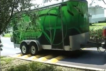 Ce dos d'âne est tellement dangereux