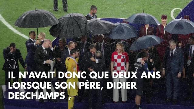 PHOTOS. Coupe du monde 2018 : Didier Deschamps célèbre la victoire avec sa femme et son fils