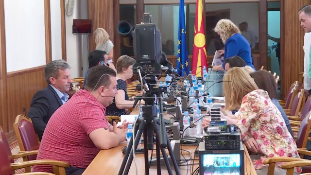 Законот за медиуми во фиоките на комисијата