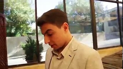 طلب ايدها واما رفضت بثواني بدل العروس !!هههههههه شوفو القهر عنجد!