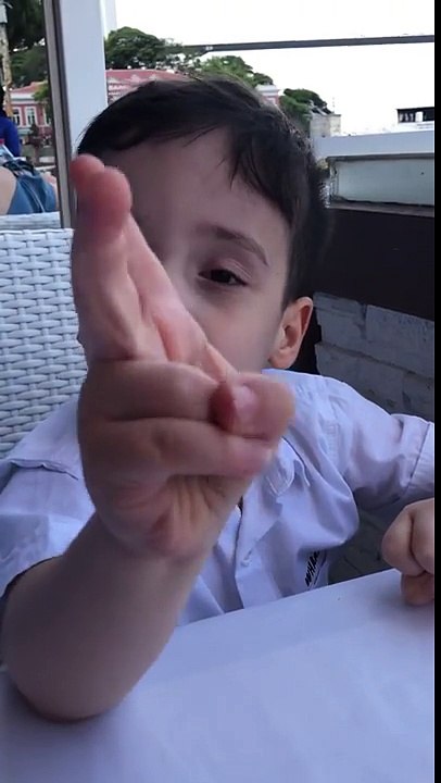 Iki Kopru Bir Ben  Muhammet Emin Eglenceli cocuk videosu