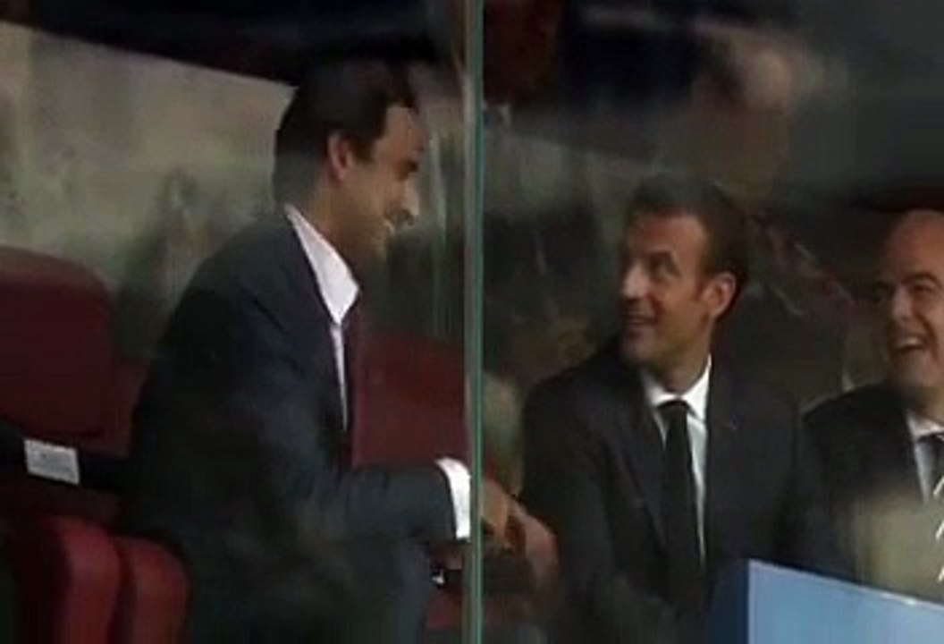 Le geste galant de l'émir du Qatar face à Brigitte Macron - CM 2018