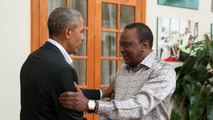 Photos: Obama arrives in Kenya, meets Kenyatta and Odinga
