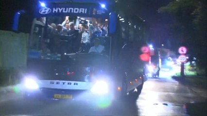 En coulisses - Le retour du bus des Bleus à Istra