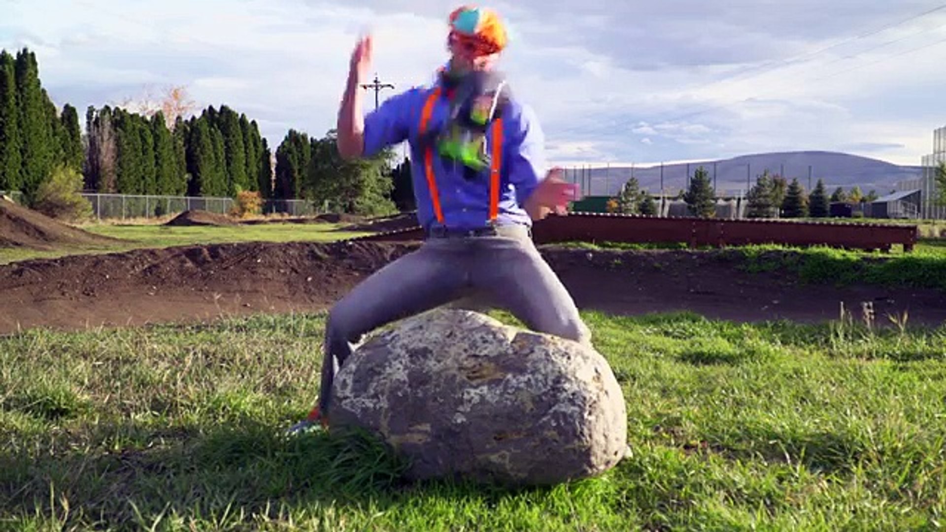 ⁣Fun Blippi Monster Truck Egg Hunt – Learn Colors with Blippi