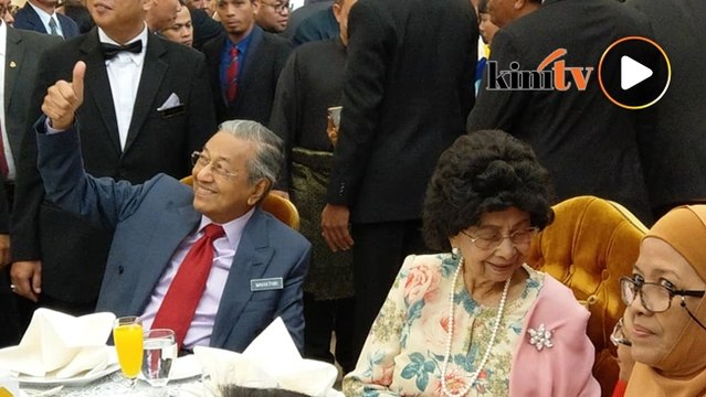 Usai majlis angkat sumpah, Dr M makan tengahari di Parlimen
