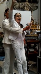 Le chant de cette femme atteinte de paralysie cérébrale bouleverse le monde entier