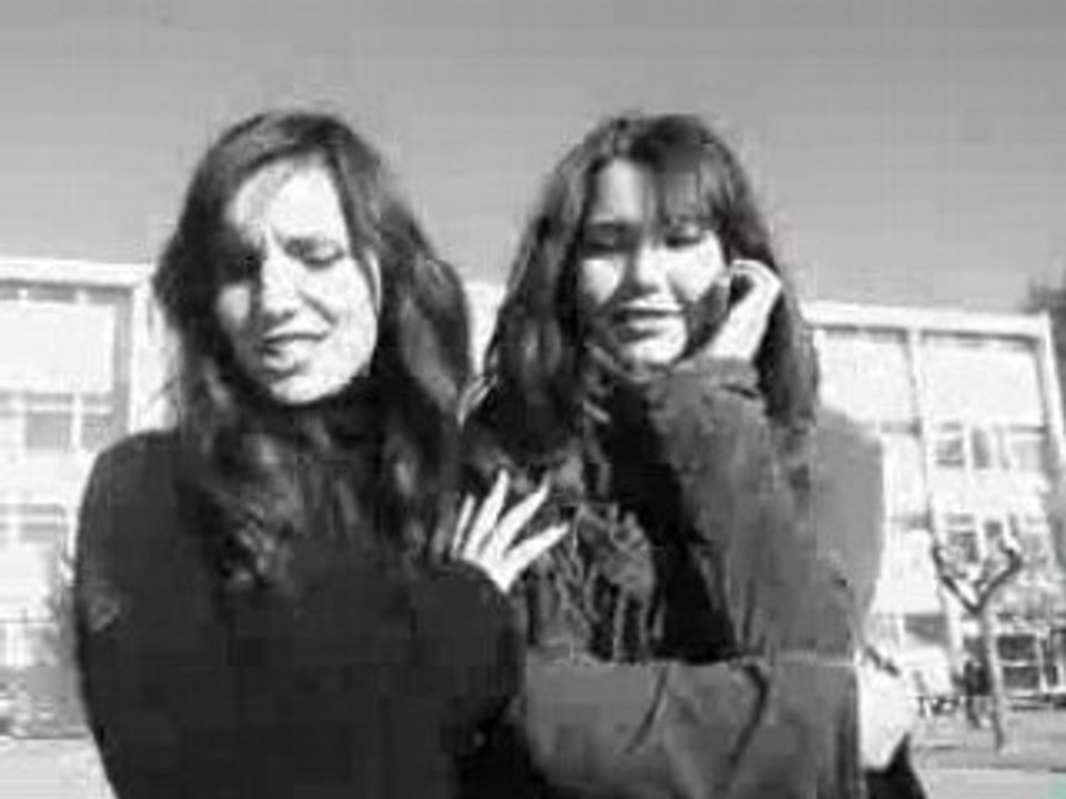 Agathe et Mélissa.