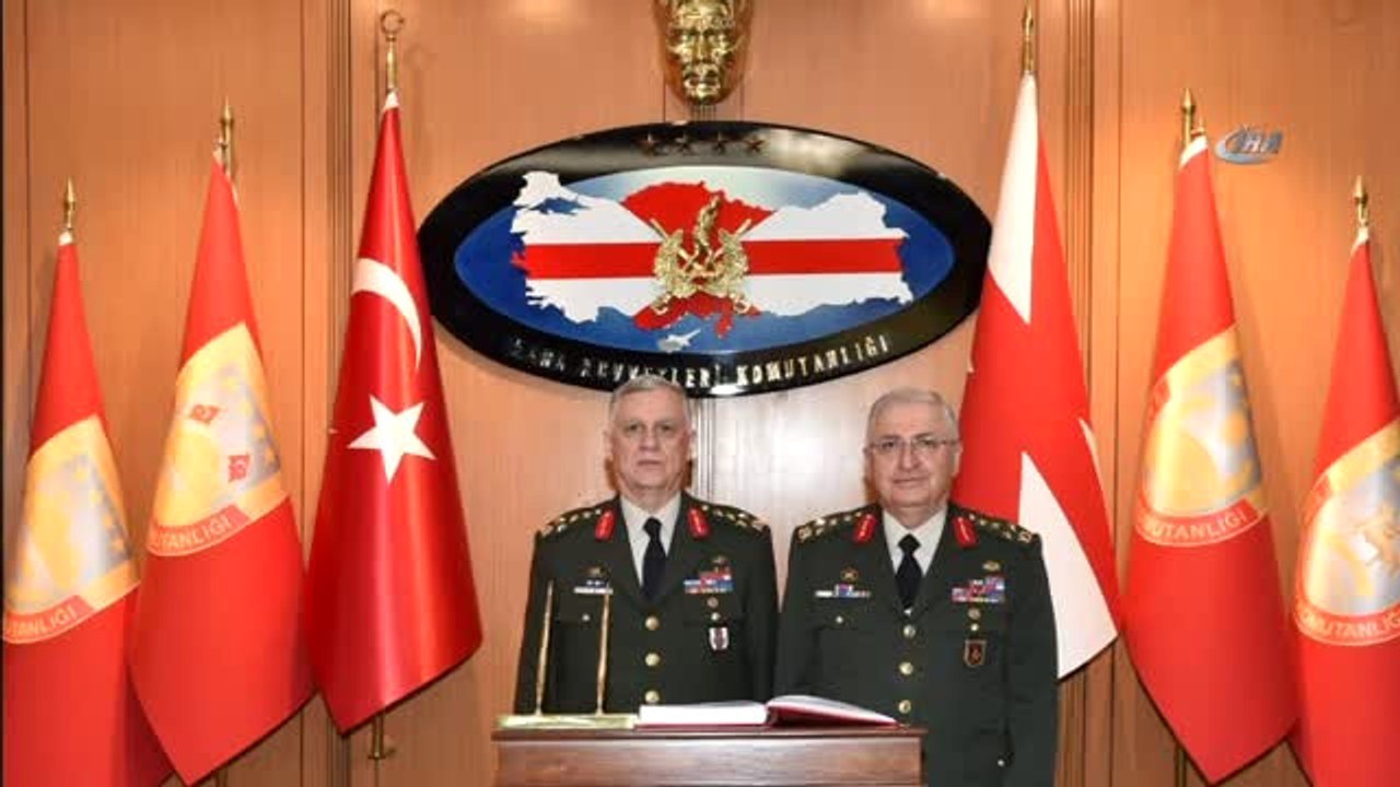 Kara Kuvvetleri Komutanlığında Devir-teslim Töreni