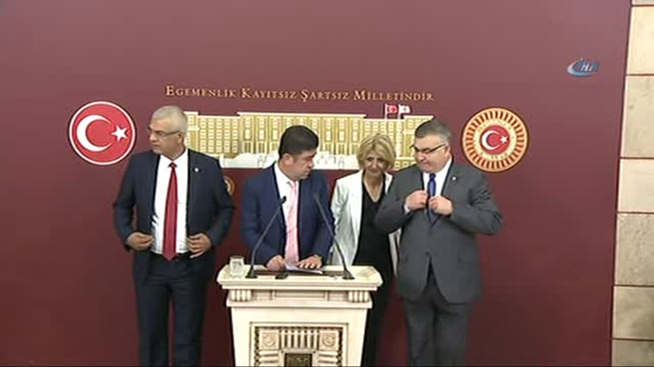 CHP'de Olağanüstü Kurultay İçin İmza Süreci Başladı