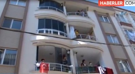 Esenyurt'ta Vahşet...apartmanda Pusu Kurduğu Eski Karısını 13 Yerinden Bıçakladı