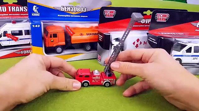 Voitures-jouets : Véhicule des pompiers, Ambulance, Voiture de police, Dépanneuse, Voiture de Poste