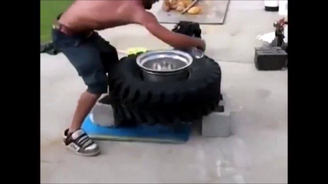 Comment Gonfler un Pneu géant en 1 sec...