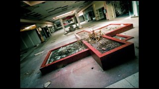 Abandoned Malls How many will shut down in the coming decade?