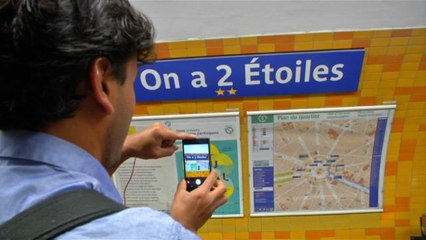 Bleus - Le métro parisien célèbre les champions du monde