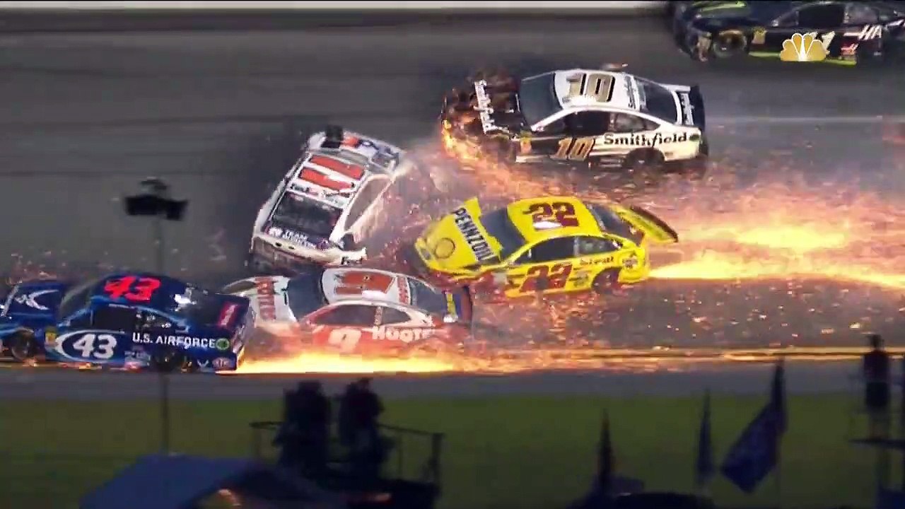 Nascar Coke Zero 400 Daytona 2018 First Big One