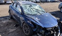 Tesla İlk Kez Trafik Kazasında Takla Attı! Sürücünün Burnu Bile Kanamadı
