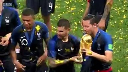 Trop timide, Kanté n'ose pas demander la Coupe du monde à Thauvin