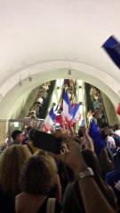 Dans le métro de Moscou avant la finale de la coupe du monde