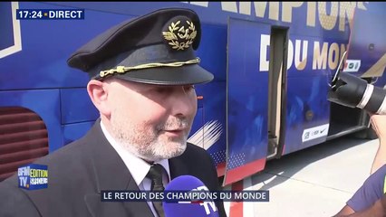 Il a eu le privilège de piloter l'avion qui a ramené les Bleus en France