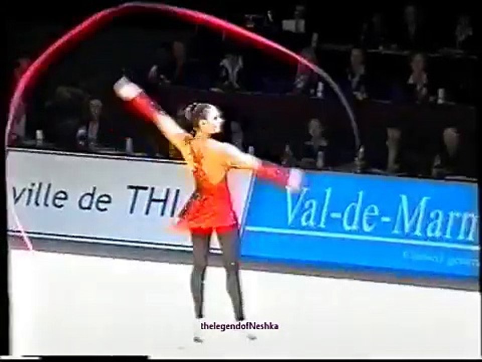 Alina KABAEVA (RUS) ribbon - 2006 Thiais AA