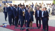 Les Bleus accueillis à l'Élysée