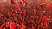 Le coin des supporters - Les fans croates mettent le feu à Zagreb