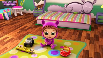 Baby Shark | Helping Friends | Nursery Rhymes