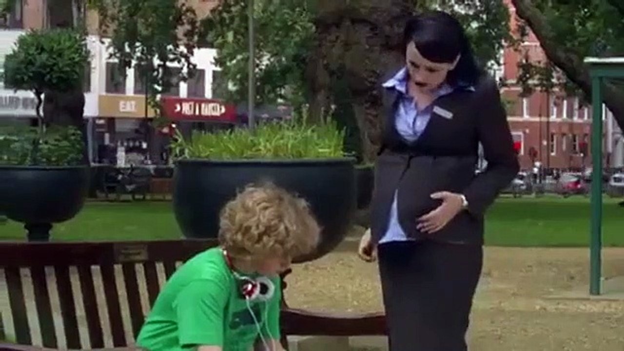 Hotel Babylon S04E02