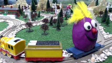 Play Doh Surprise Egg Thomas and Friends Wind Up Racers Racing Funny Face Eggs Play Doh To