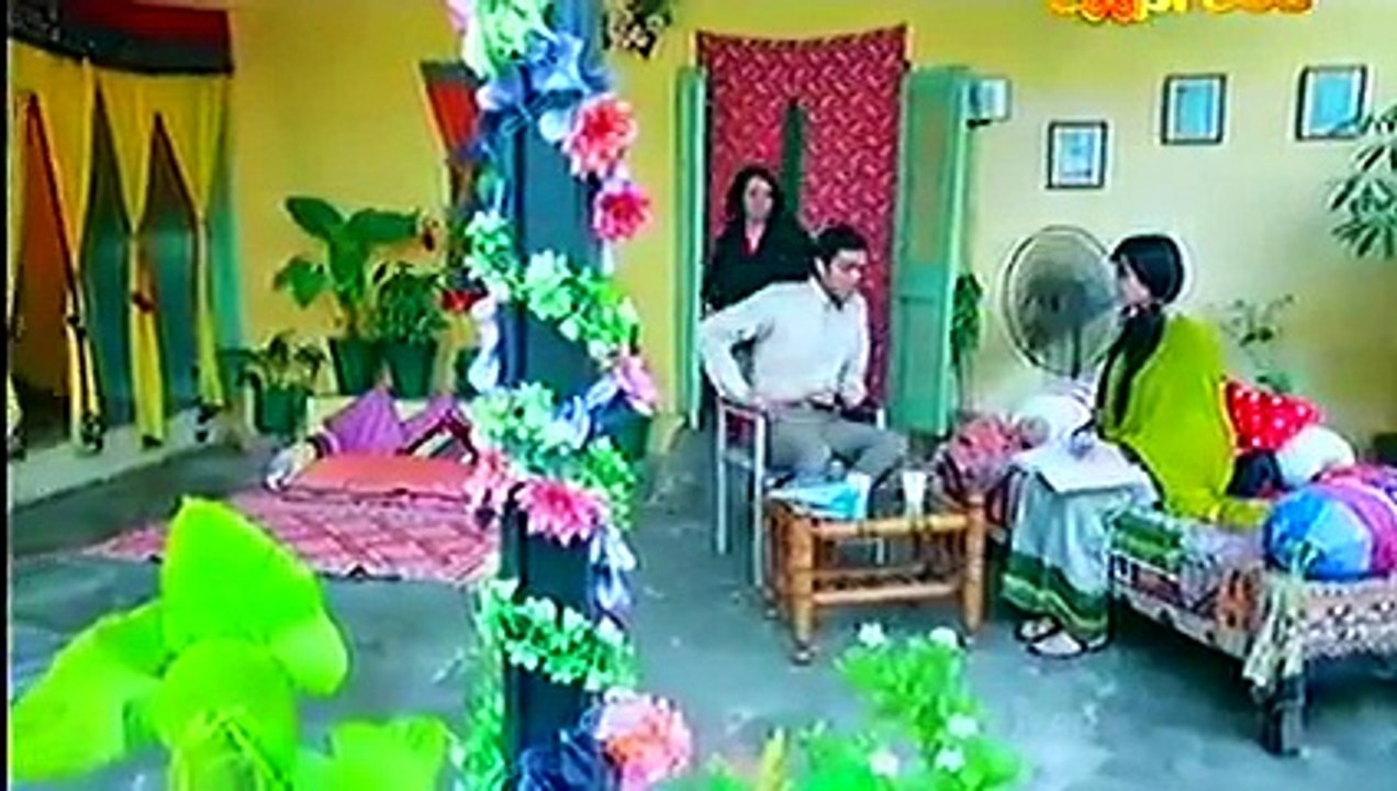 Apni Kahani Kese Kahein Episode 5 Full Drama on Express Entertainment