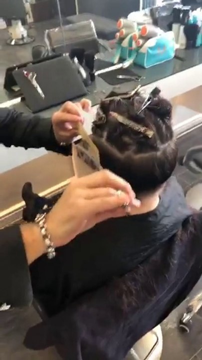 Short haircut tutorial for women - Haircut techniques for women