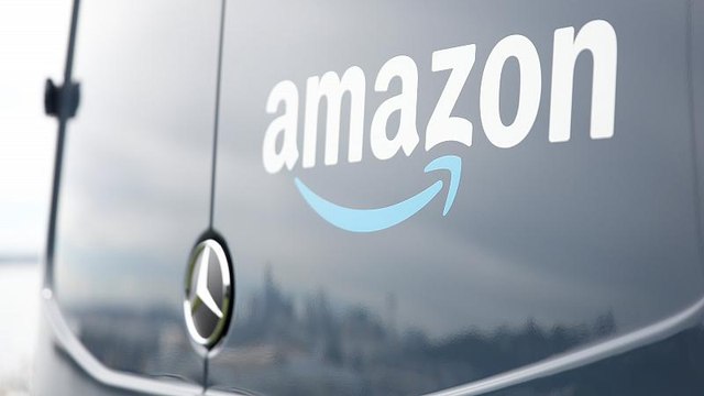 Απεργούν οι εργαζόμενοι στις αποθήκες της Amazon στην Ευρώπη